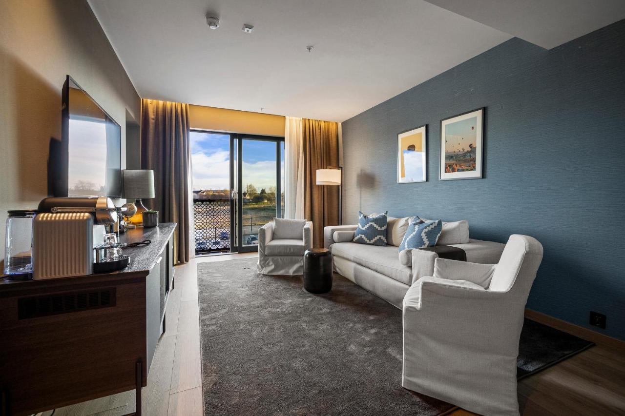 Hotel Lily Country Club Klofta