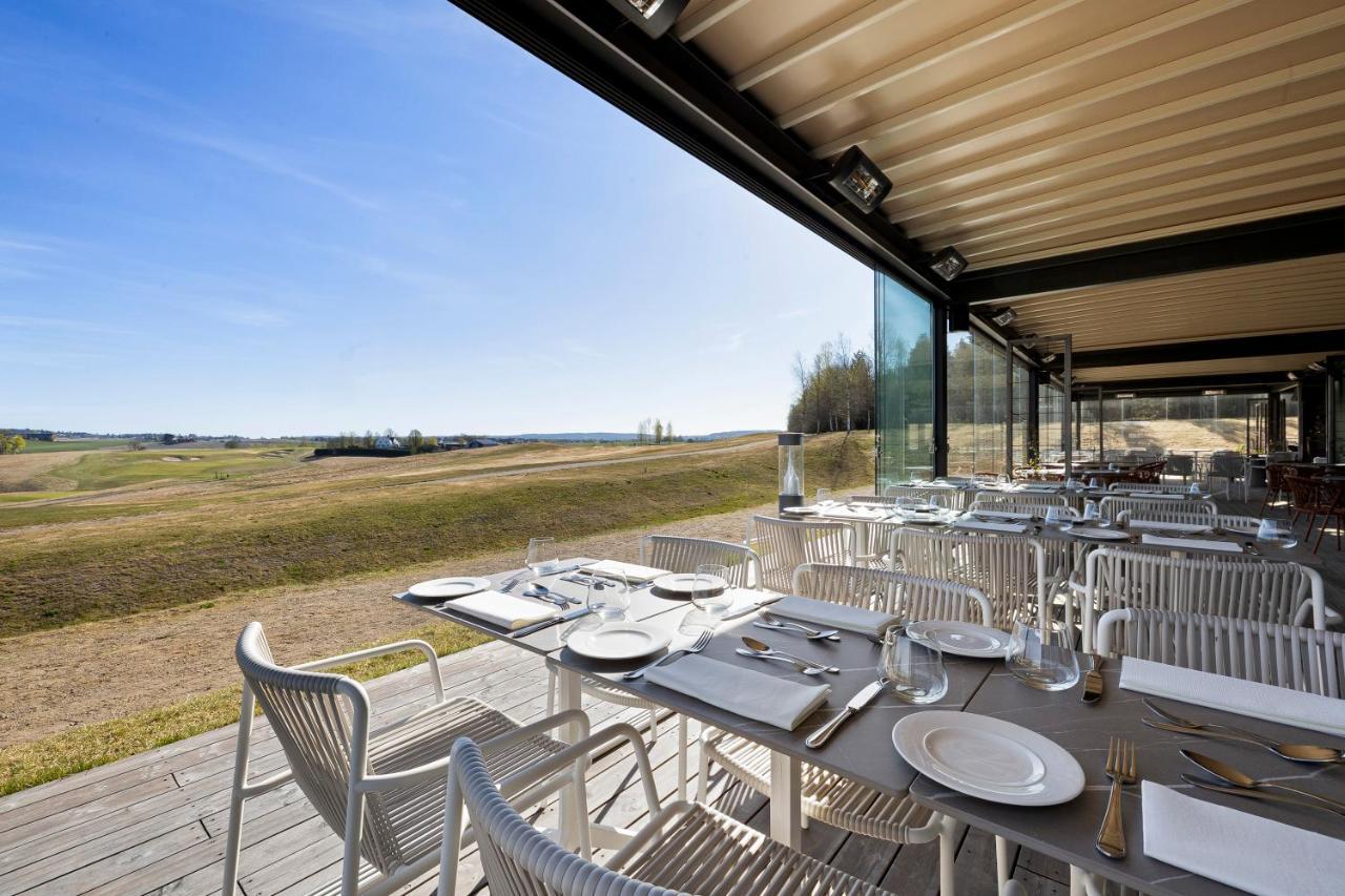 Lily Country Club Hotel Klofta